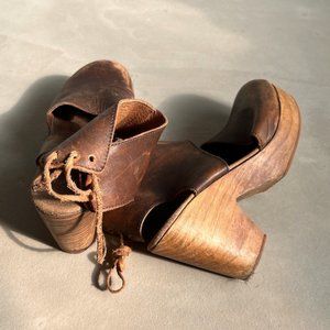 RETRO leather clogs with ankle tie EU size 38